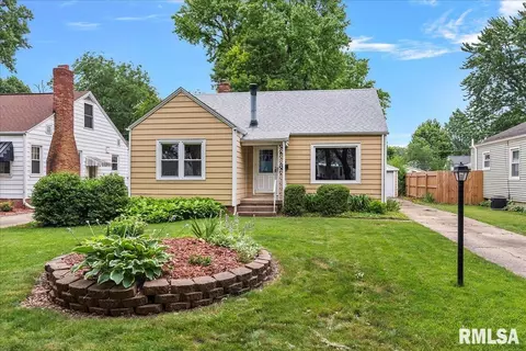 2216 S College St, Springfield, IL 62704