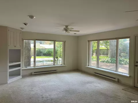 2106 Cherry Rd, Springfield, IL 62704 photo 13