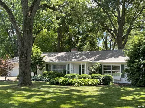 2106 Cherry Rd, Springfield, IL 62704 photo 3
