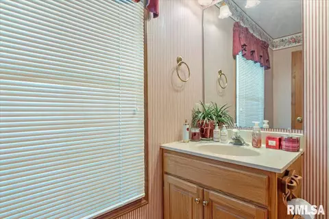 404 Colbrook Dr, Springfield, IL 62702 photo 30