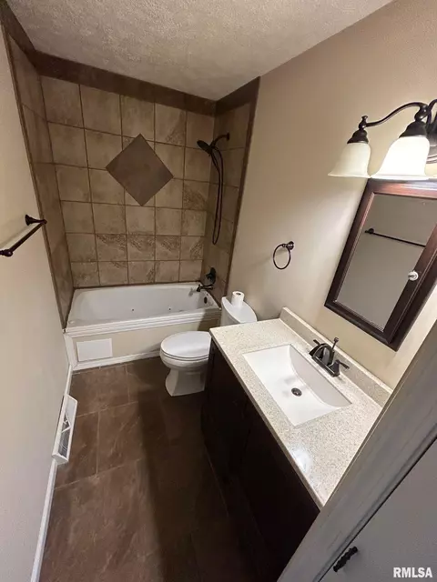 3029 E Griffiths Ave, Springfield, IL 62702 photo 10