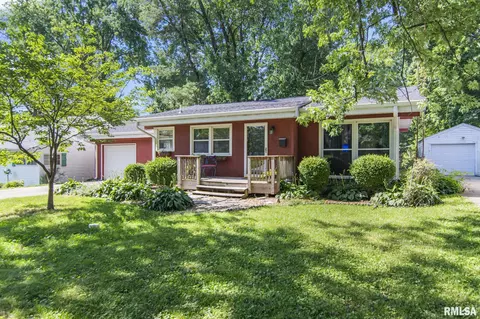 1729 W Glenn Ave, Springfield, IL 62704