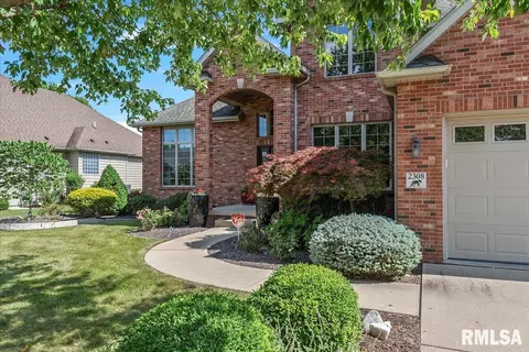 Exterior - 2308 Connie Dr, Springfield, IL 62704 photo 3 of 13