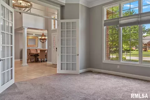 Entry Way - 2308 Connie Dr, Springfield, IL 62704 photo 5 of 10
