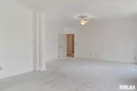 Bedroom - 2308 Connie Dr, Springfield, IL 62704 photo 2 of 14