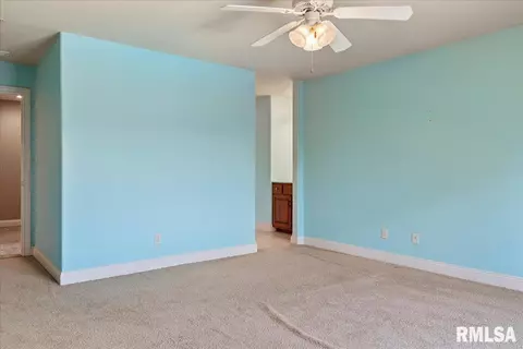 Bedroom - 2308 Connie Dr, Springfield, IL 62704 photo 10 of 14