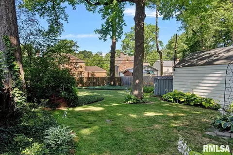 2029 Bates Ave, Springfield, IL 62704 photo 32