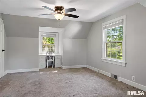 2029 Bates Ave, Springfield, IL 62704 photo 21