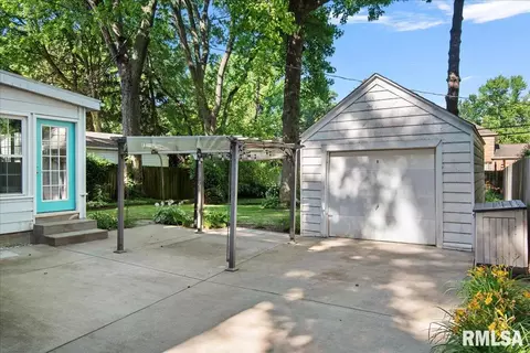 2029 Bates Ave, Springfield, IL 62704 photo 30