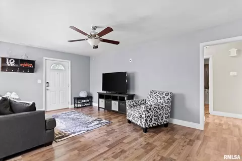Other - 2528 S Walnut St, Springfield, IL 62704 photo 4 of 14