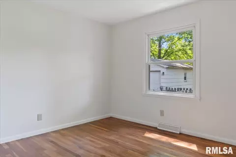 1403 Johnson Ln, Springfield, IL 62702 photo 19