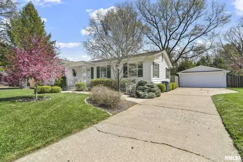 22 Inverness Rd, Springfield, IL 62704 photo 2