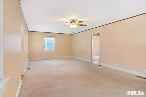 Living - 2424 S 6th St, Springfield, IL 62703 photo 4 of 4