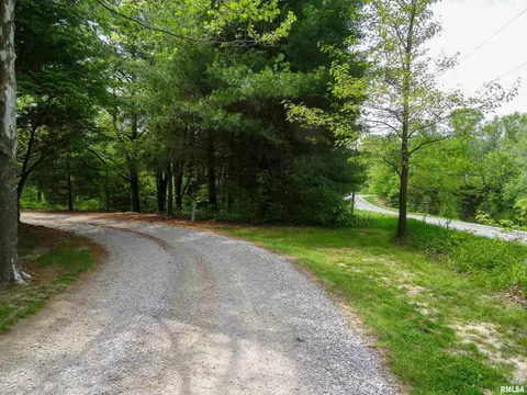 001 Chautauqua Rd, Murphysboro, IL 62966