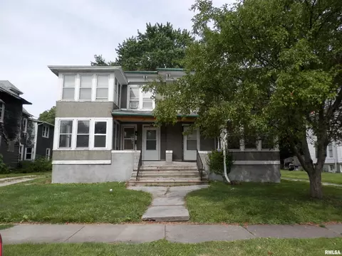 376 Broad St, Galesburg, IL 61401
