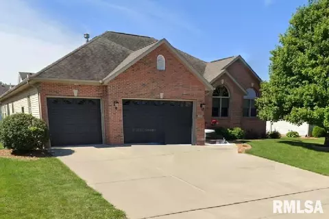 4610 Longfellow Dr, Springfield, IL 62711