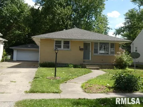 2228 Grandview Ave, Springfield, IL 62702