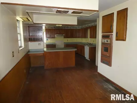 2228 Grandview Ave, Springfield, IL 62702 photo 6