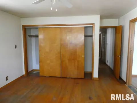 2228 Grandview Ave, Springfield, IL 62702 photo 8