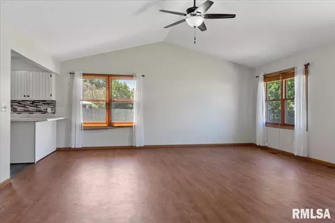 5239 Cantrell Ct, Springfield, IL 62703 photo 5