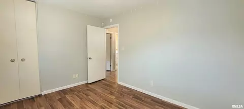 Bedroom - 26 Ridge Ct, Springfield, IL 62703 photo 2 of 4