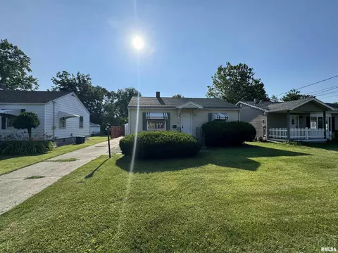 1281 Monroe St, Galesburg, IL 61401