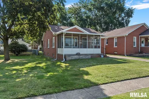 2116 N 5th St, Springfield, IL 62702