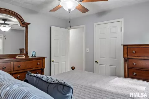 2116 N 5th St, Springfield, IL 62702 photo 17