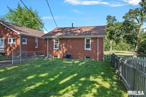 2116 N 5th St, Springfield, IL 62702 photo 26