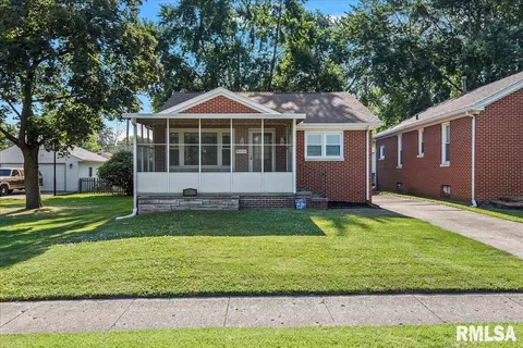 2116 N 5th St, Springfield, IL 62702 photo 2