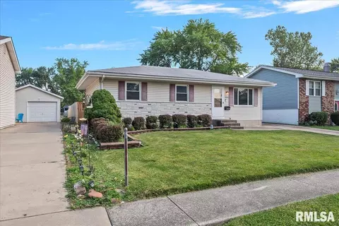 2325 Stokebridge Rd, Springfield, IL 62702 photo 3