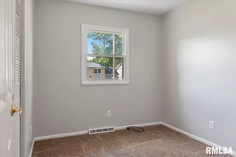2325 Stokebridge Rd, Springfield, IL 62702 photo 16