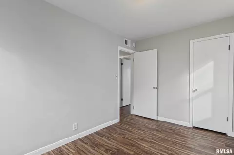 2322 Grandview Ave, Springfield, IL 62702 photo 12
