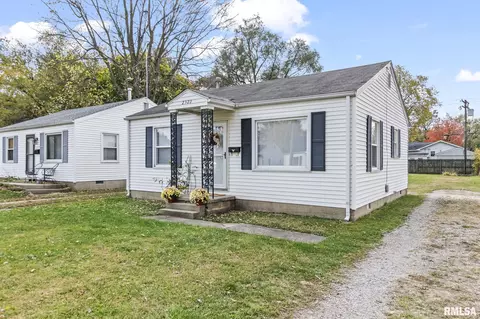 2322 Grandview Ave, Springfield, IL 62702 photo 3