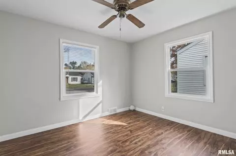 2322 Grandview Ave, Springfield, IL 62702 photo 14