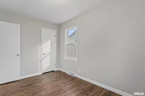2322 Grandview Ave, Springfield, IL 62702 photo 13