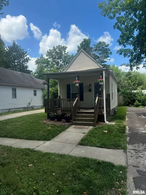 229 N English Ave, Springfield, IL 62702