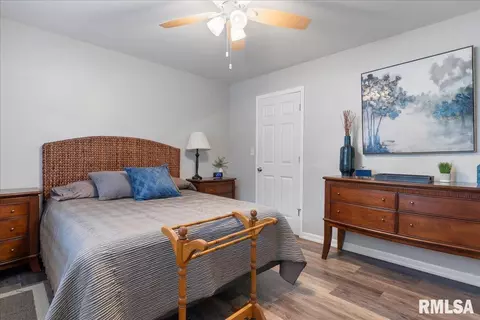 Bedroom - 6186 Horseview Dr, Springfield, IL 62712 photo 5 of 5