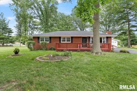 6186 Horseview Dr, Springfield, IL 62712