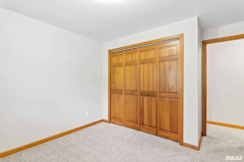 2601 Meadow Pointe Dr, Springfield, IL 62702 photo 34