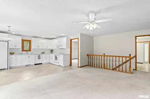 2601 Meadow Pointe Dr, Springfield, IL 62702 photo 20