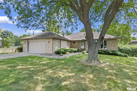 2601 Meadow Pointe Dr, Springfield, IL 62702 photo 3