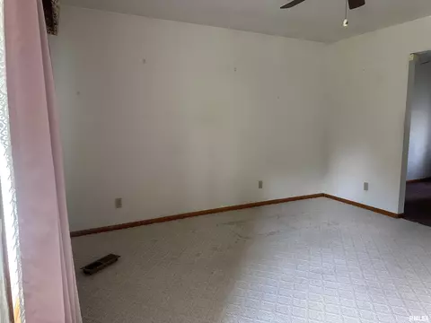 1711 Fairmont Dr, Springfield, IL 62702 photo 13