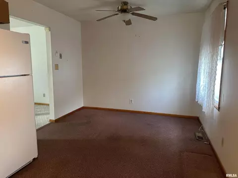 1711 Fairmont Dr, Springfield, IL 62702 photo 15