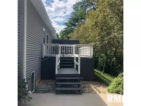 2606 Montega Dr, Springfield, IL 62704 photo 2