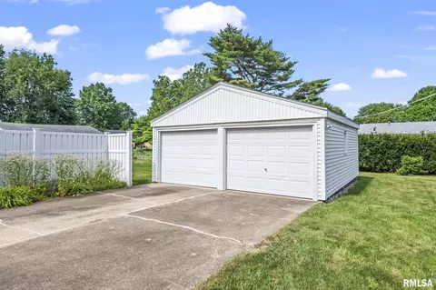 2621 Bennington Dr, Springfield, IL 62704 photo 34