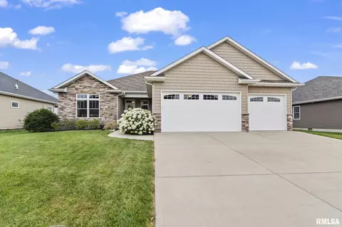 2812 Castlerock Rdg, Springfield, IL 62711