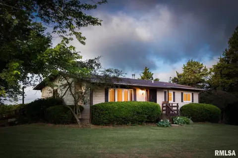 2817 147th Ave, Sherrard, IL 61201