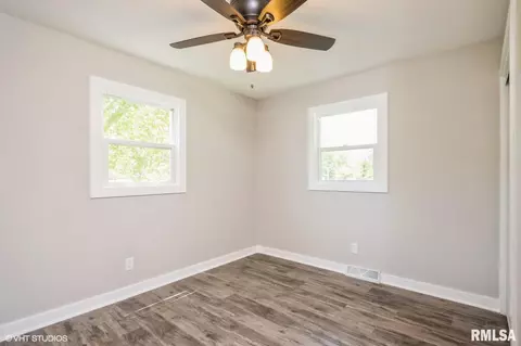 3535 S Skyline Ave, Decatur, IL 62521 photo 7