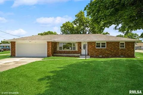 128 Prairie St, Greenfield, IL 62044